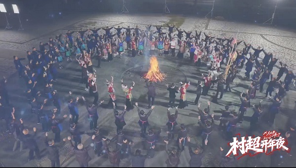 岁末收官｜跟着《大红车来了——村超开年夜》特别节目看村超品年味游榕江